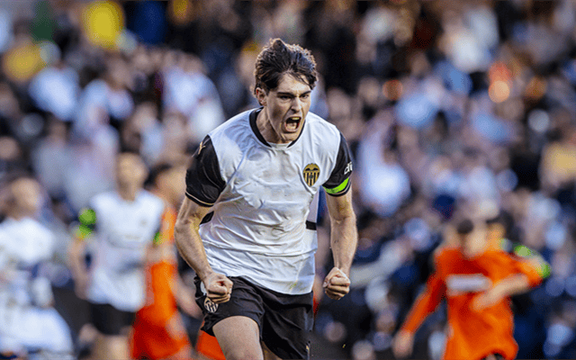 开云体育-西甲：阿拉维斯保级压力巨大，巴伦西亚近期状态强势