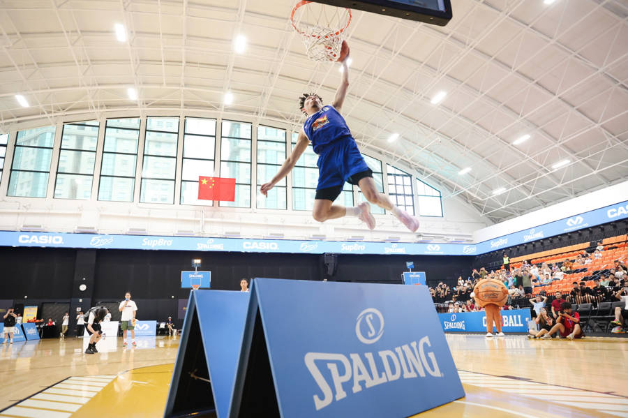 kaiyun-为何一场少年篮球赛能吸引巴特尔的关注?上海队问鼎斯伯丁青少年篮球总决赛