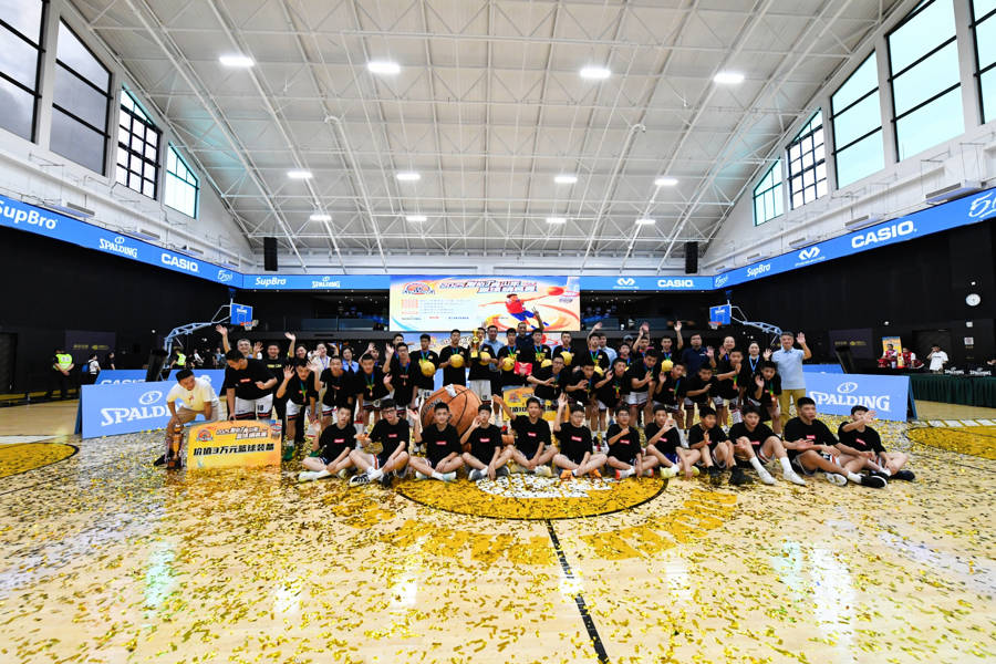 kaiyun-为何一场少年篮球赛能吸引巴特尔的关注?上海队问鼎斯伯丁青少年篮球总决赛