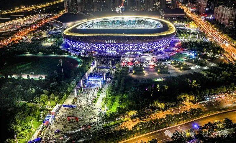 开云体育-“苏超”e起拍｜人与城，燃情“苏超”