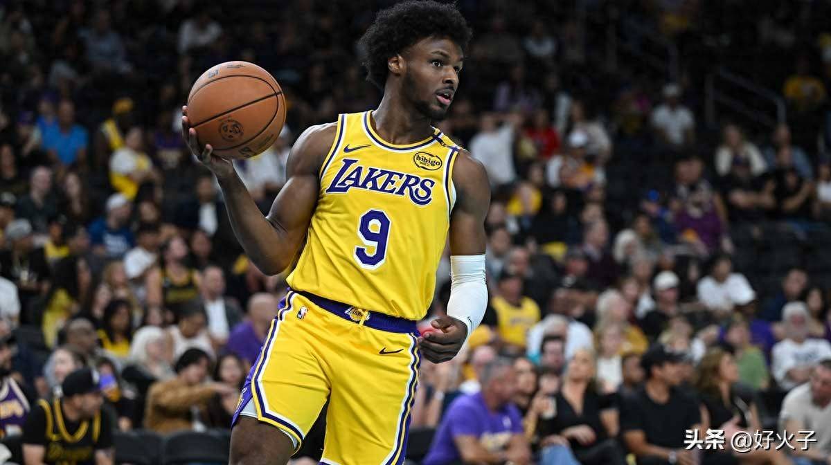 开云体育平台-里程碑，湖人布朗尼·詹姆斯承认与勒布朗·詹姆斯的历史性时刻