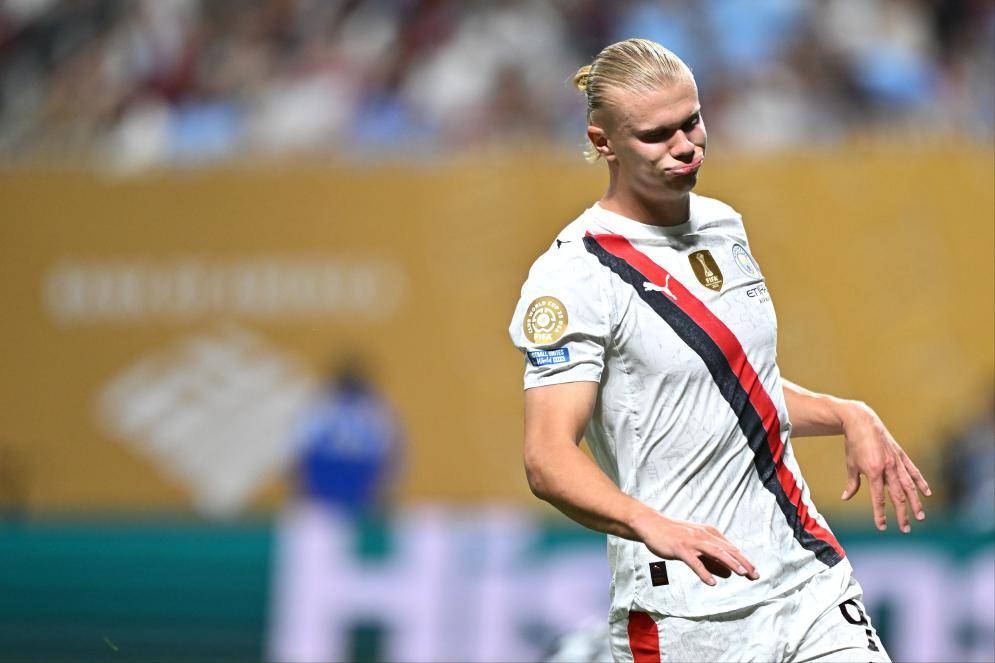 开云体育官网-闷声发大财？引援波澜不惊，违规久拖不决，曼城的关系迭代不容易