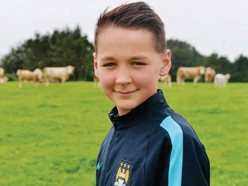 开云体育首页-曼城信任英冠小将，两倍付出换来十年无忧，埃德森有望离队