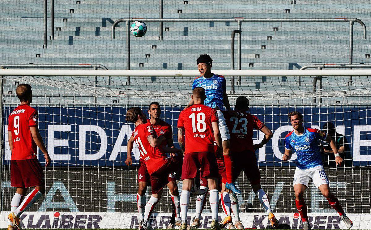 开云体育网址-荷尔斯泰因基尔最后主场发力,弗赖堡能否保持欧冠区位置?