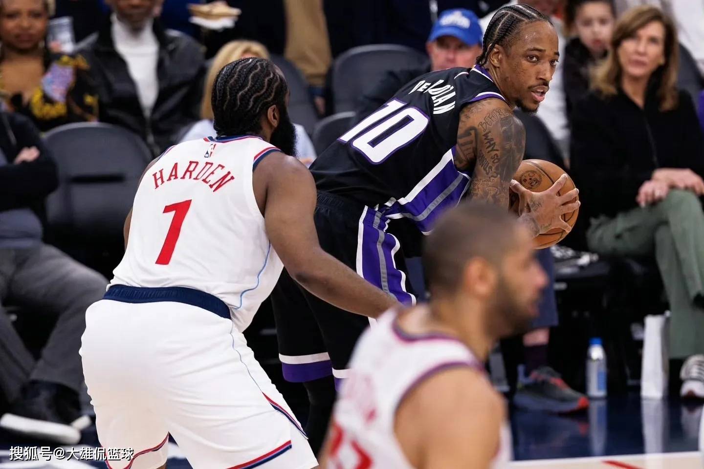 kering-四队重磅交易，德罗赞加入洛杉矶快船，国王甩掉拉文的毒药合同