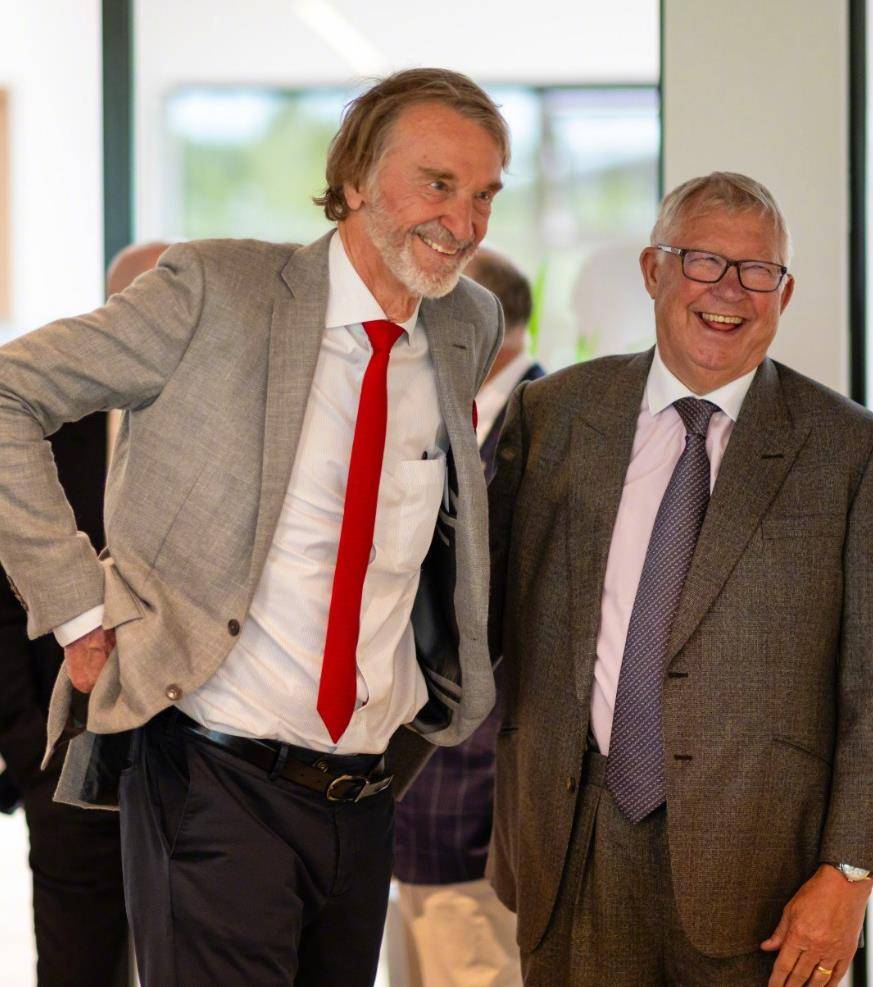 开云体育app-阿莫林钦点！曼联vs阿森纳：多面手芒特首发踢伪9，塞斯科是秘密武器