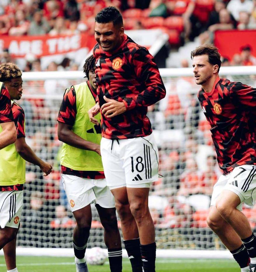 开云体育app-阿莫林钦点!曼联vs阿森纳:多面手芒特首发踢伪9,塞斯科是秘密武器