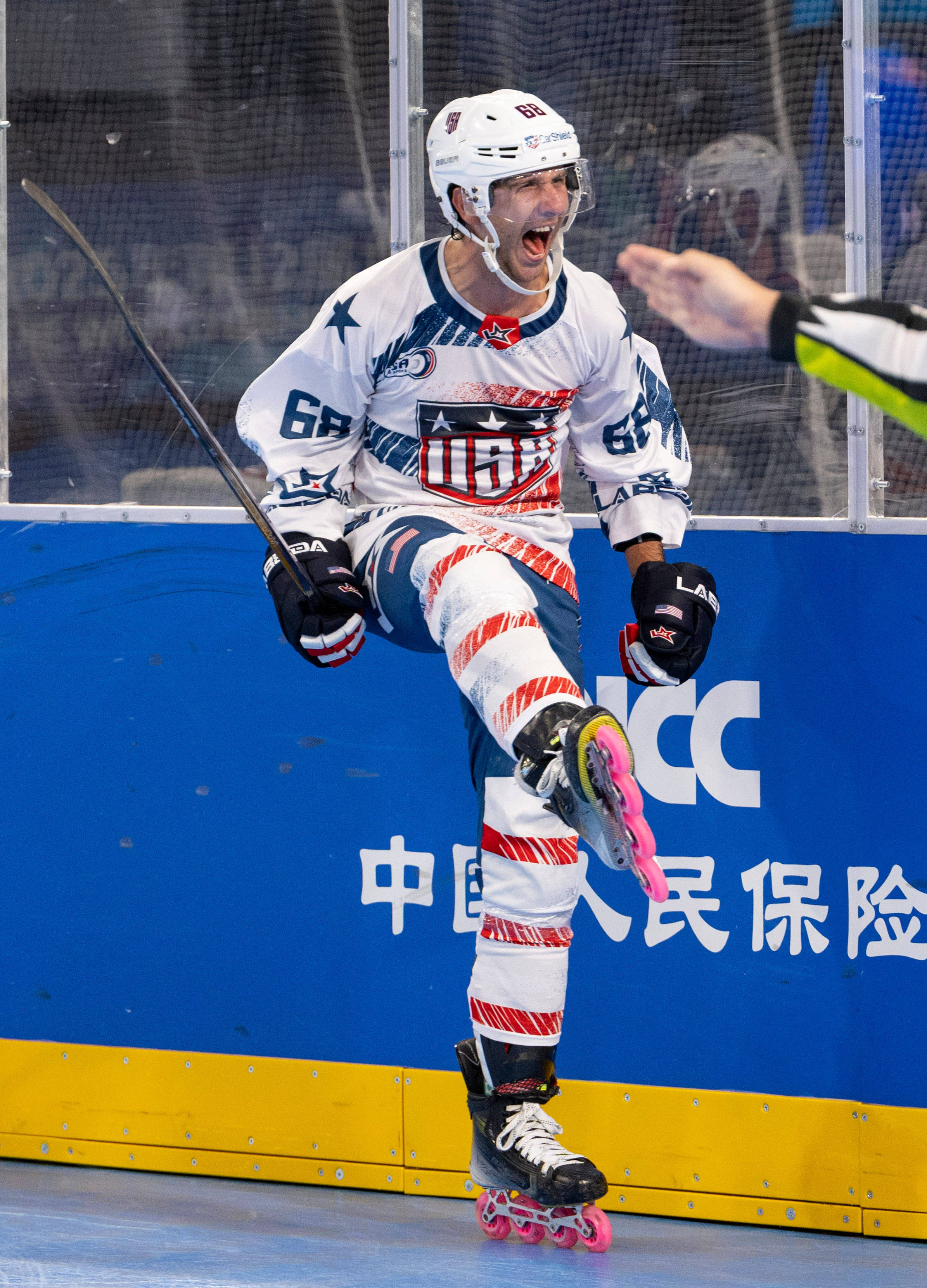 开云-（成都世运会）单排轮滑球——男子半决赛：美国队胜法国队