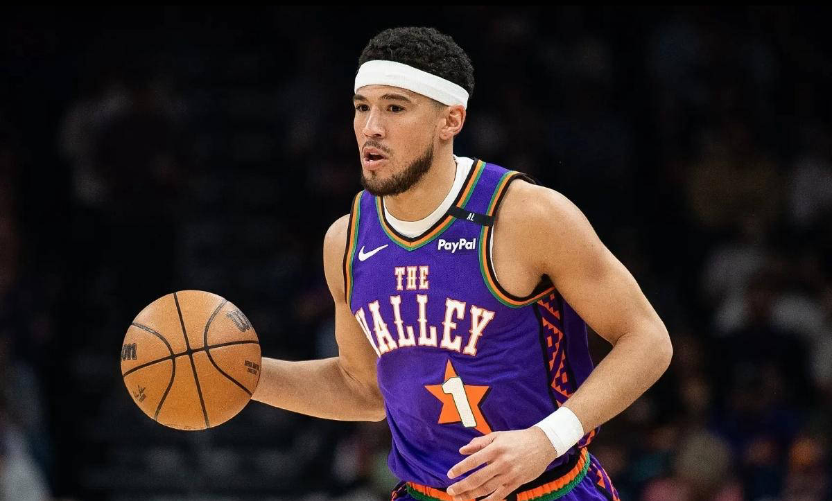 开云体育官网-菲尼克斯太阳将顶薪续约德文·布克