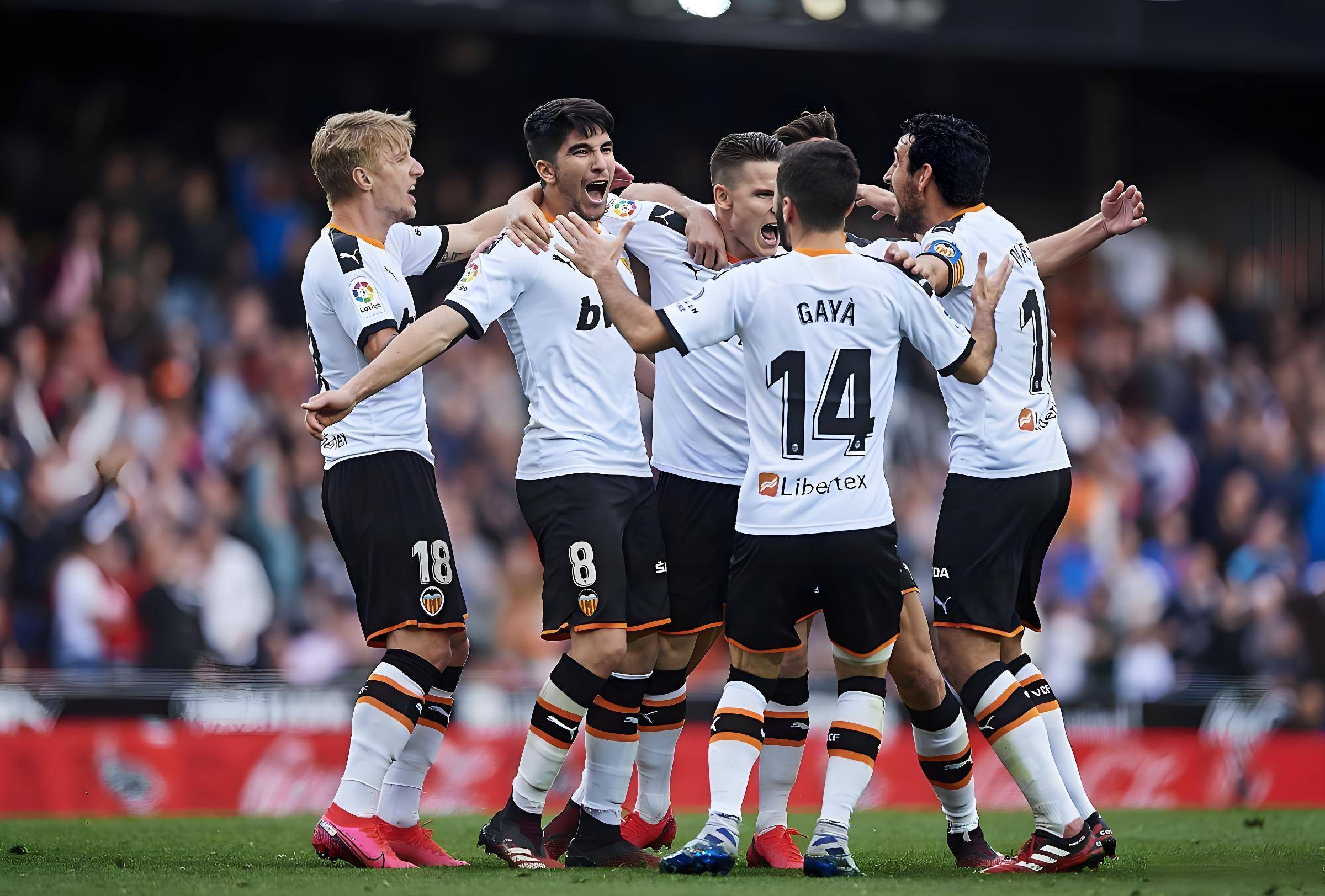 开云体育中国-法兰克福 VS 云达不来梅