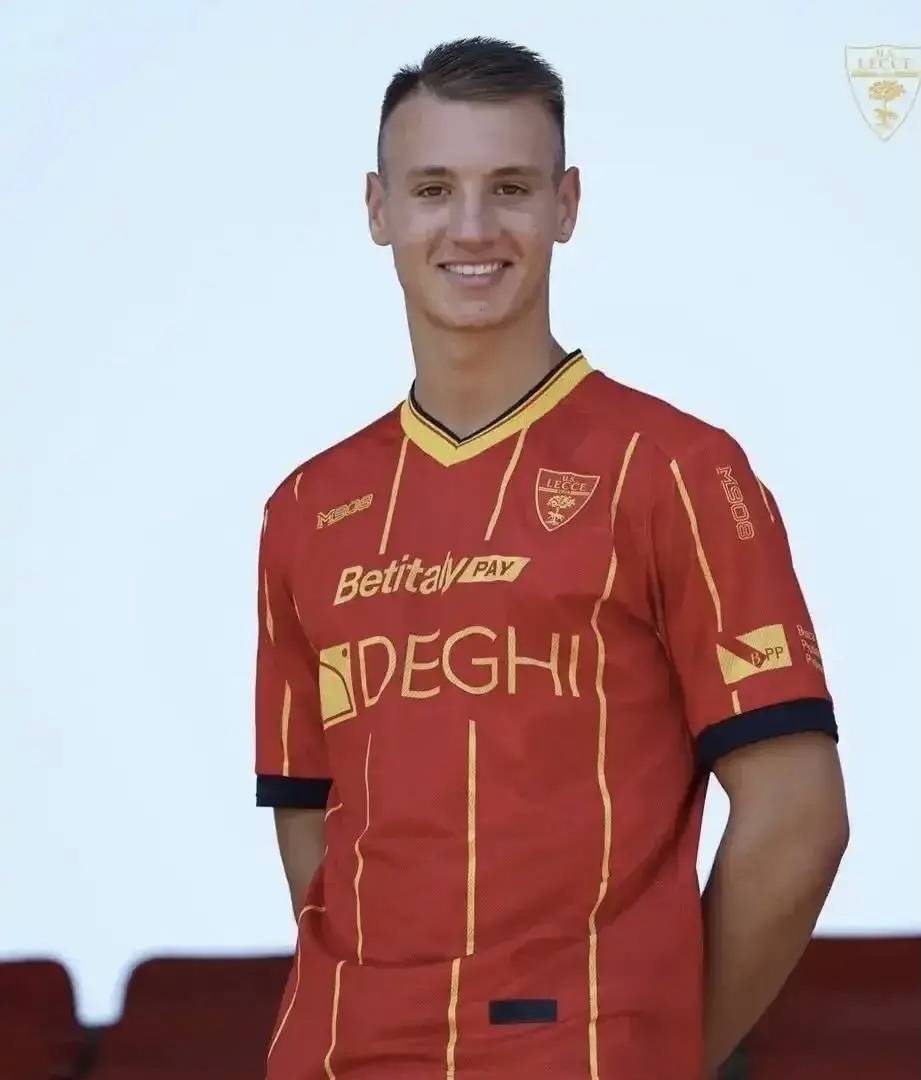 开云体育中国-意甲：米兰跟莱切就卡马尔达加盟所签的协议曝光，在意甲每出场一次，莱切将获得7.5万