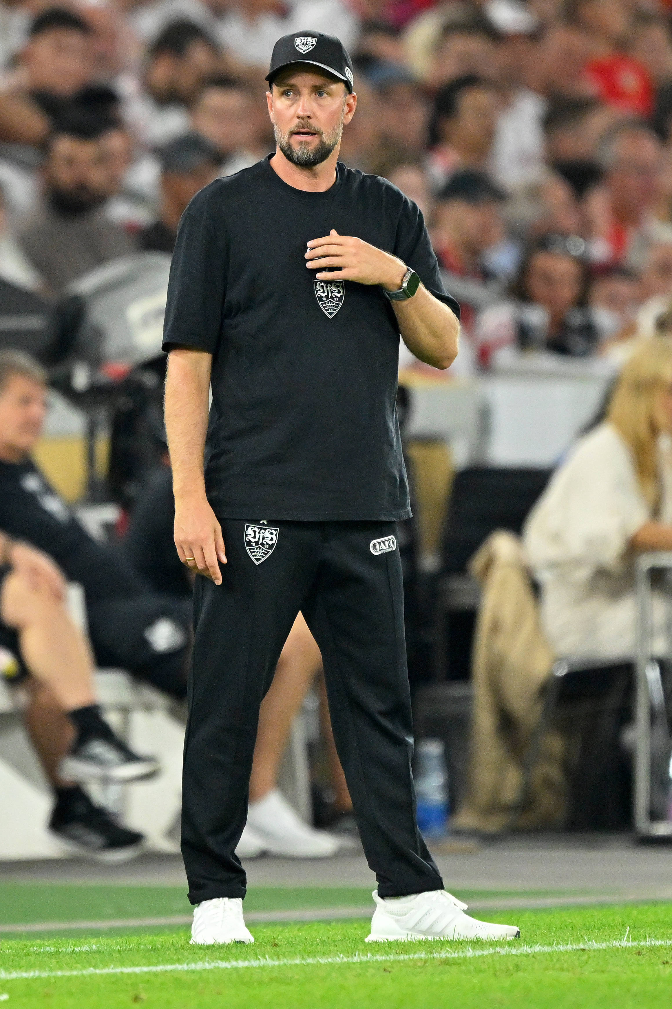 kaiyun-(体育)足球——弗朗茨·贝肯鲍尔超级杯:拜仁慕尼黑夺冠