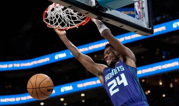 kaiyun-米勒被认为是夏洛特黄蜂未来的关键